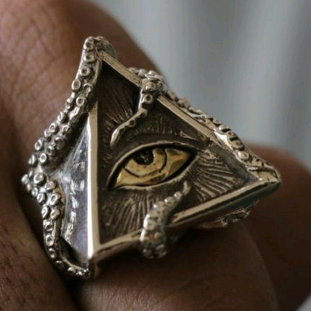 Illuminati Ring